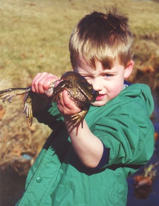 Steve with a frog - image